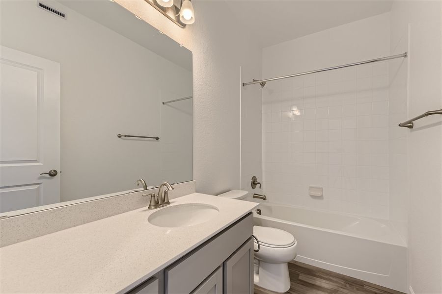 8421 galvani trail, #d littleton co - web quality - 020 - 22 2nd floor bathroom