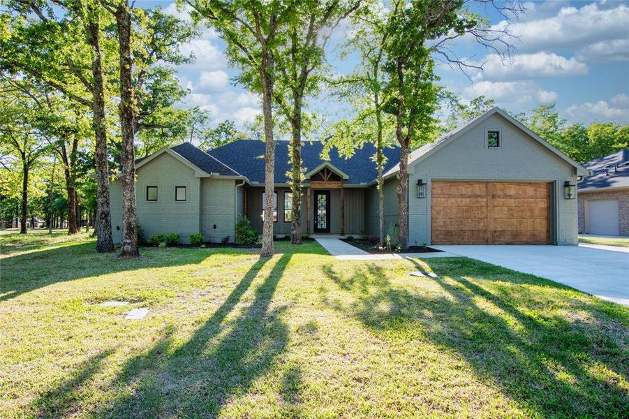 New construction Single-Family house 213 Colonial Drive, Mabank, TX 75156 - photo