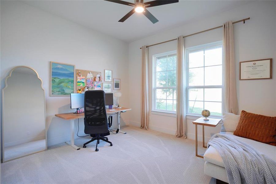 Third bedroom, currently used as an office