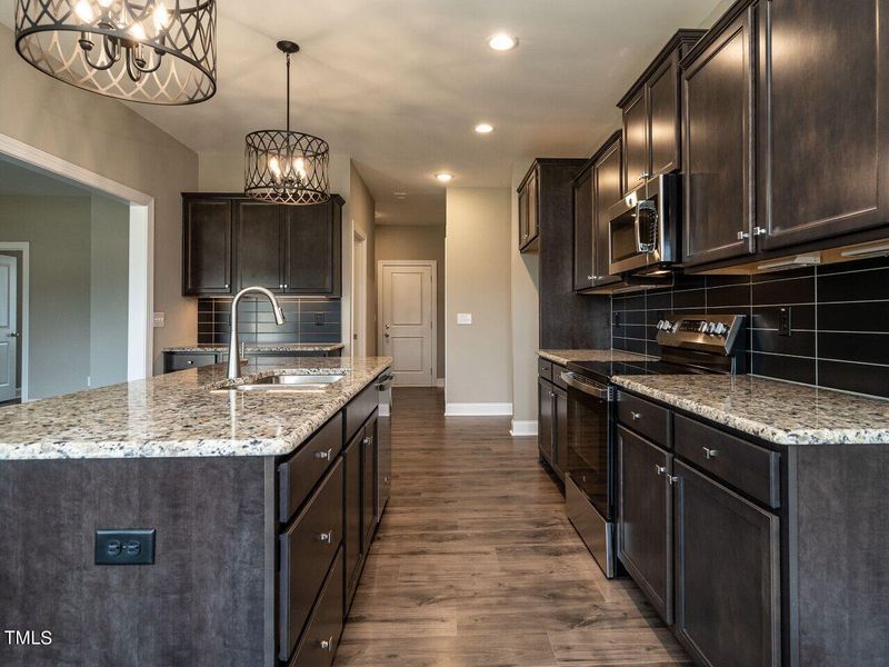 Granite countertops, tile backsplash