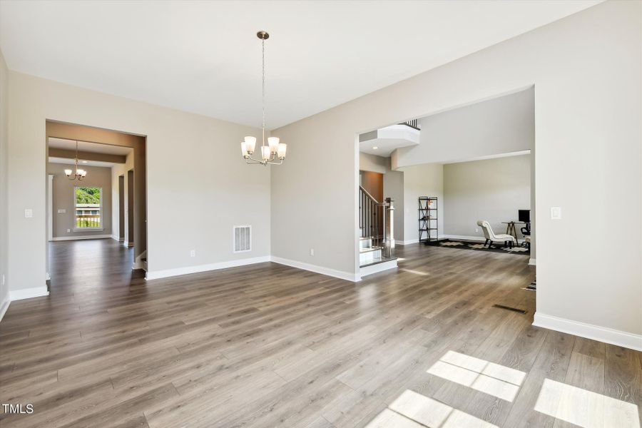 main level-dining room