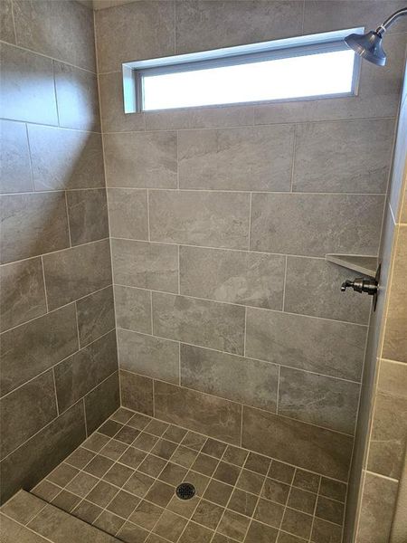 2nd Primary shower with glass doors