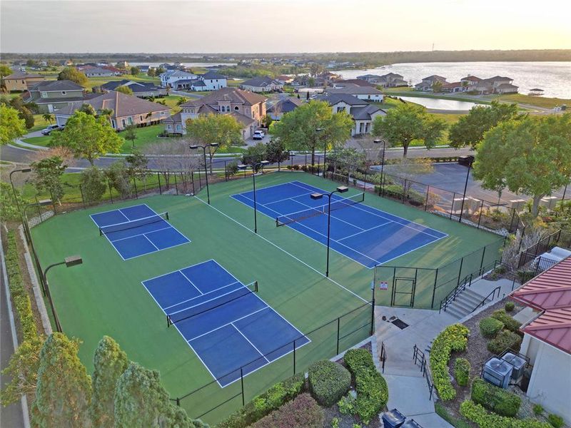 Auburndale Side Tennis and Pickleball Courts