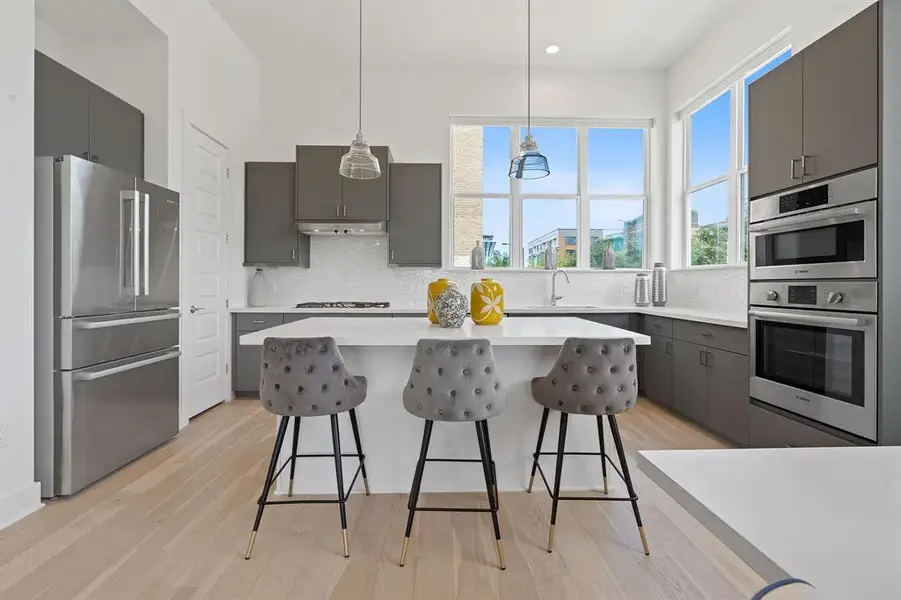 Open Kitchen with large island