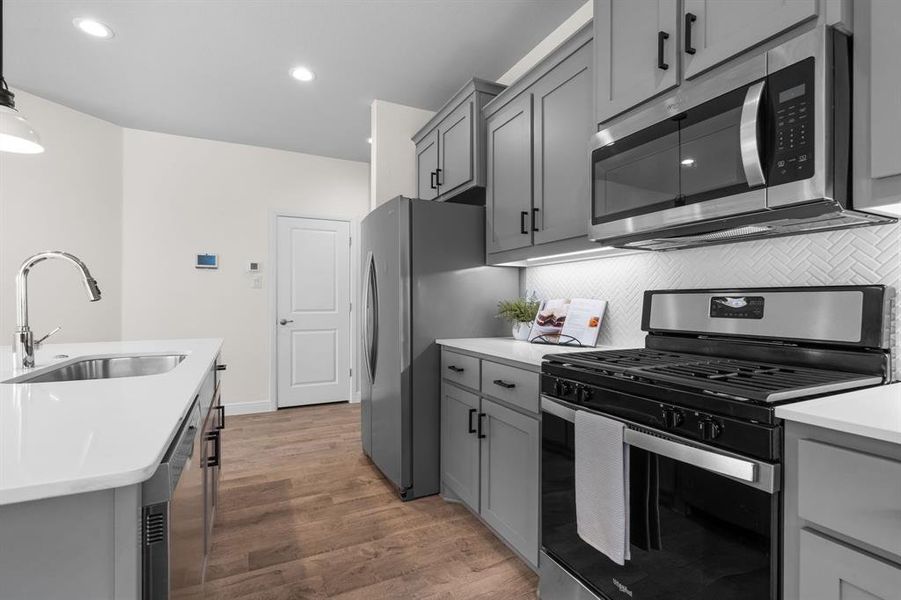 Herringbone pattern backsplash!