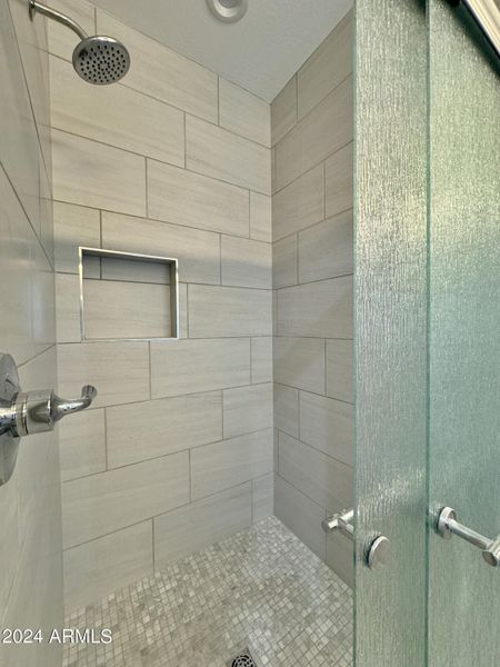 Gorgeous tile shower