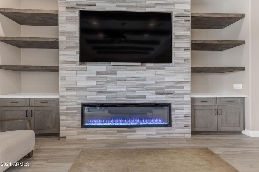 Electric Fireplace with Remote