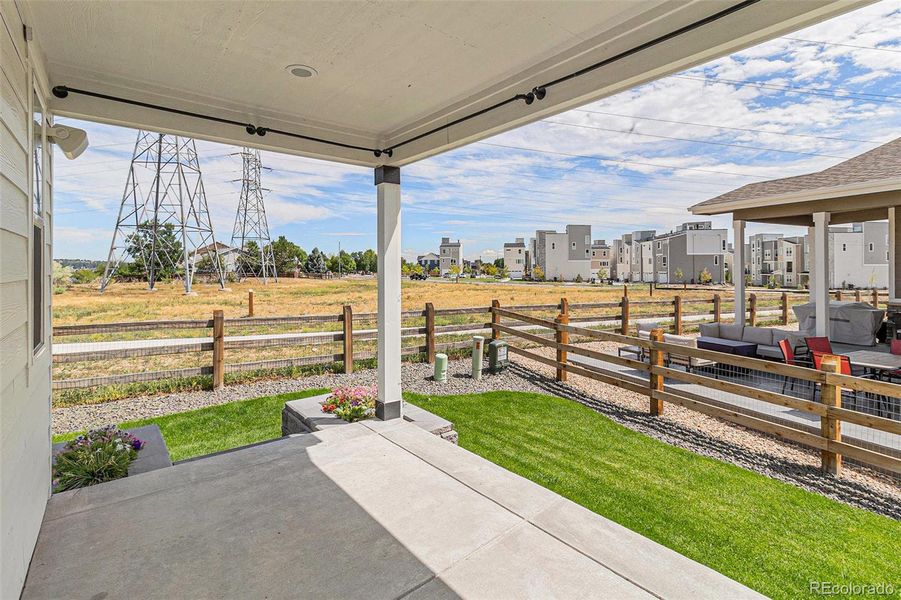 Speakers, curtain rods, double gate to open space