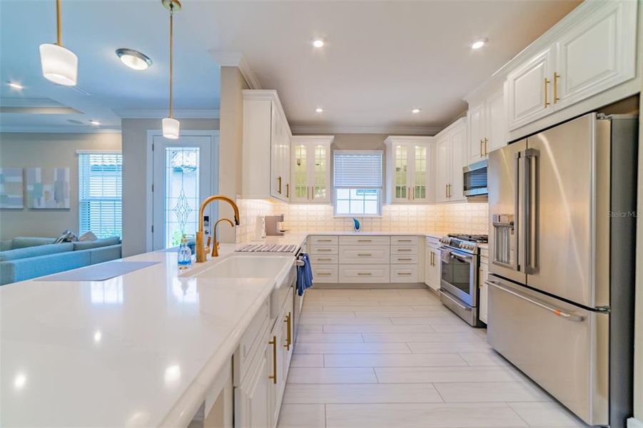 Large farm sink with touchless faucet