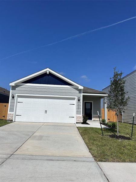 The Dogwood is a beautiful, one story home with beautiful siding and stone to create a modern, updated look you will love.