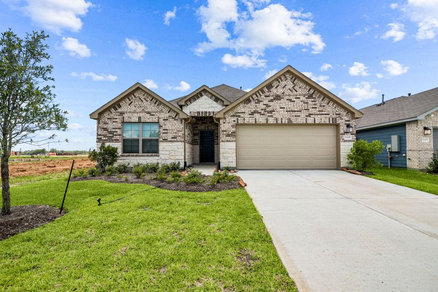 New construction Single-Family house Boone - Smart Series, 9912 Cavelier Canyon Court, Montgomery, TX 77316 - photo