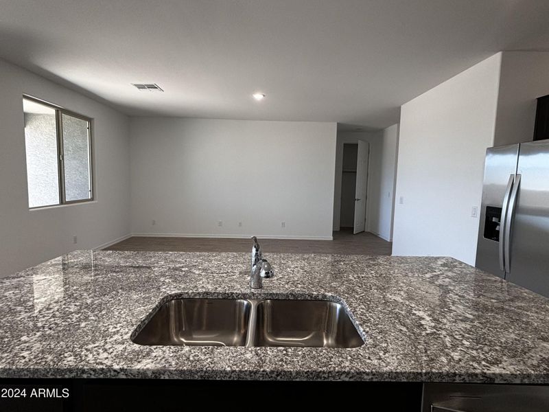 012 Great Room and Kitchen Island