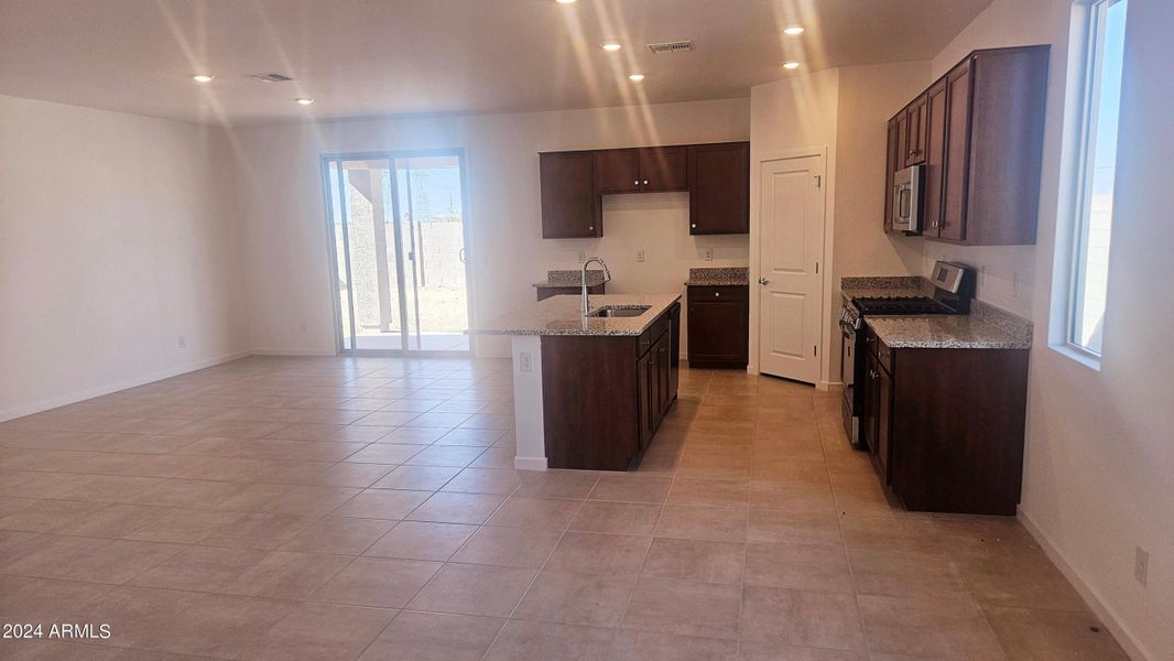 Frontera Lot 54 Kitchen & Dining Room