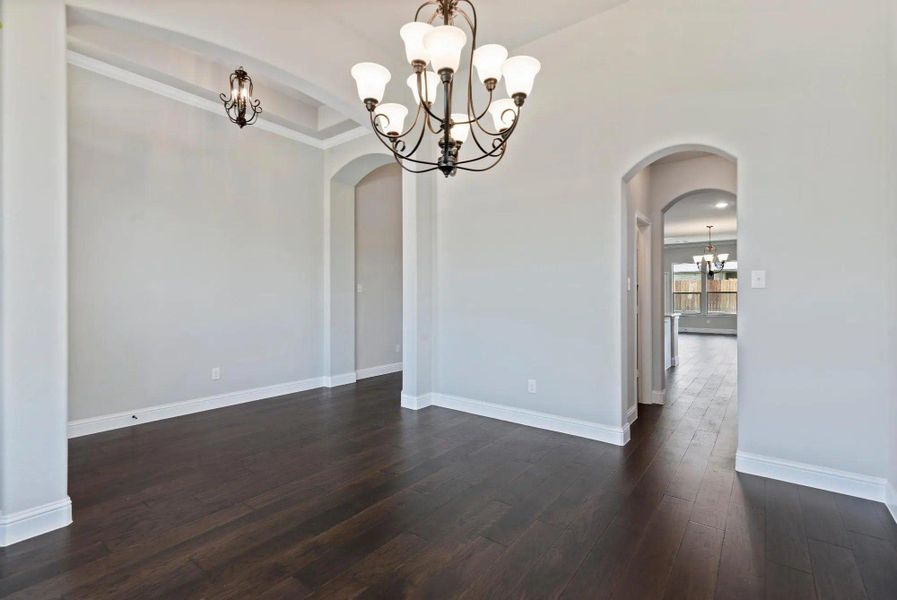 Dining Room | Concept 3015 at Belle Meadows in Cleburne, TX by Landsea Homes