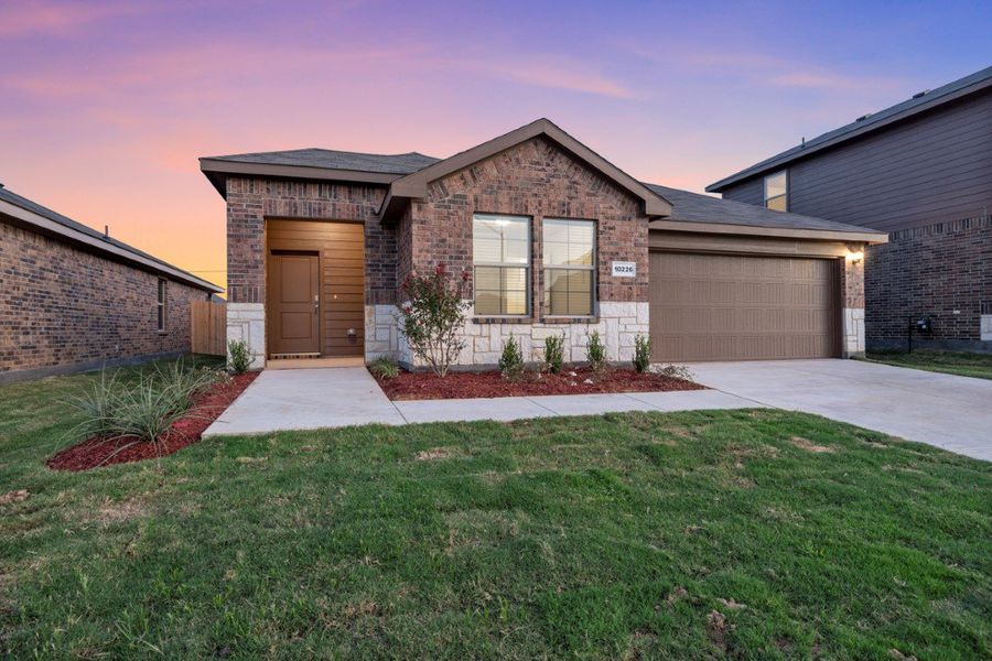 New construction Single-Family house Camden, 613 Bronze Circle W, Springtown, TX 76082 - photo