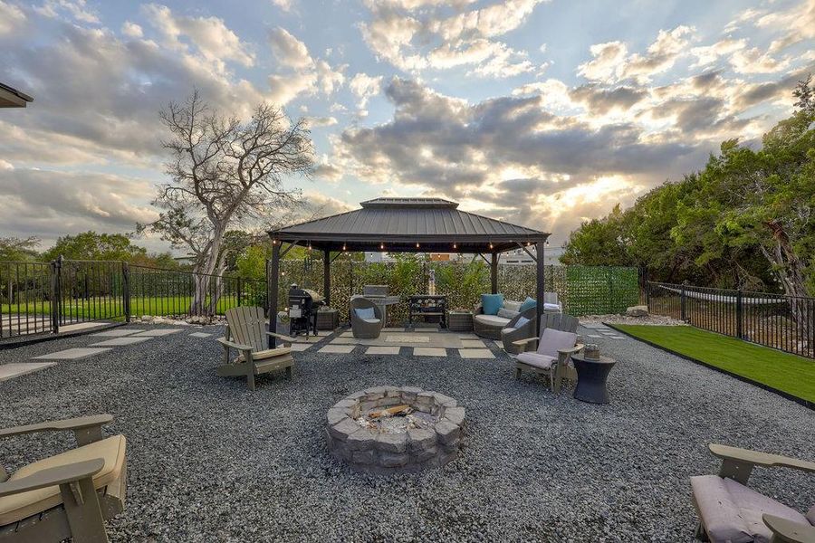 Huge Yard, with turf to play corn-hole, and left side yard fenced separately for other outdoor options.