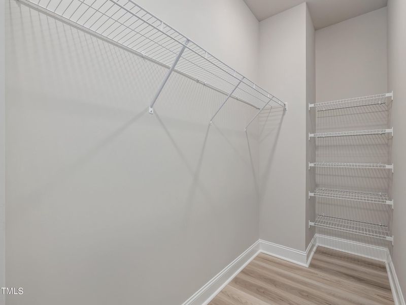 Walk-in Closet