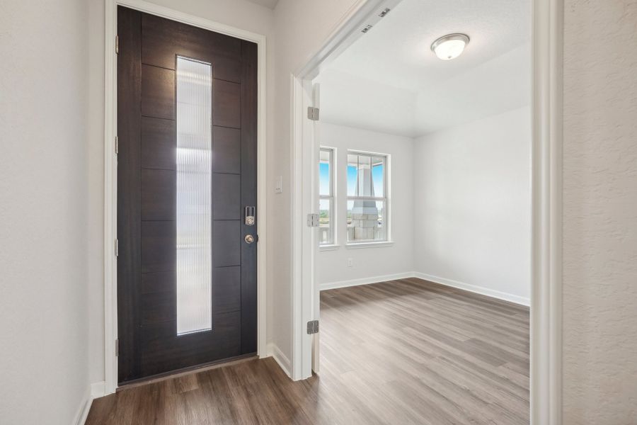 Entry in the Allen floorplan at a Meritage Homes community.