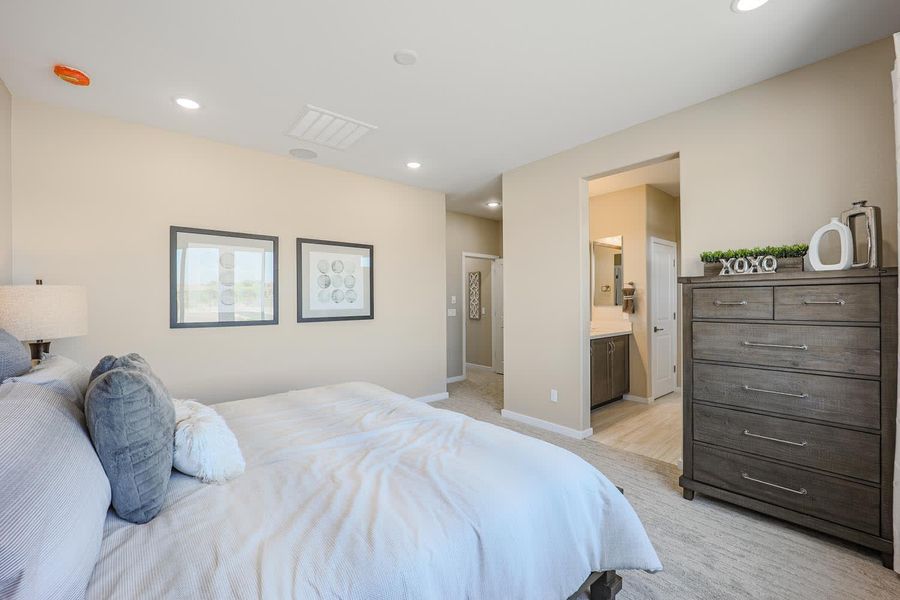 Primary Bedroom | Encatadora | Marketside Tercera | Verrado | New homes in Buckeye, Arizona | Landsea Homes