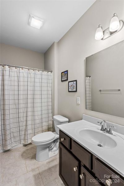 126 Forbes Lane, Troutman, NC MLS#4172561Hall Full bathroom