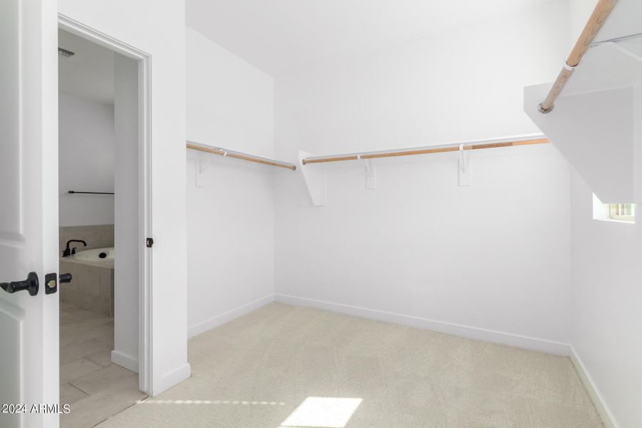 Walk-in Closet