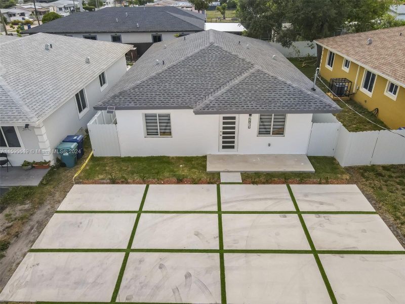 New construction Single-Family house 5816 23Rd, Miami, FL 33142 - photo