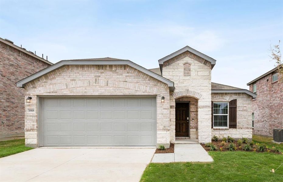 NEW CONSTRUCTION: Beautiful two-story home available at Arbordale in Forney