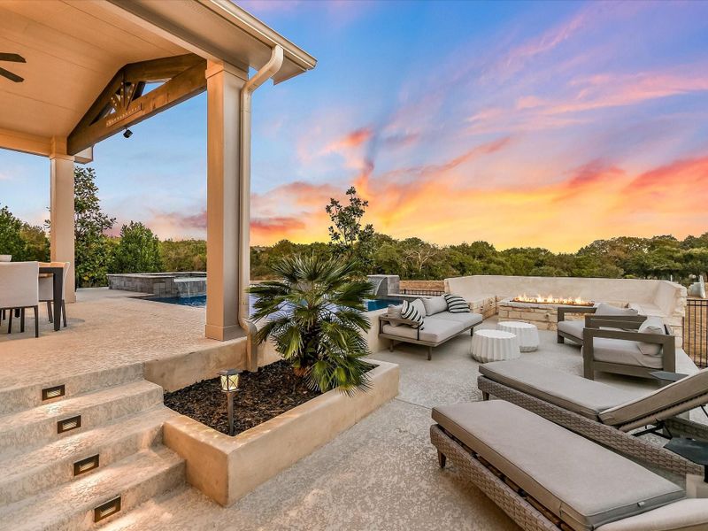 Covered Patio & Gas Fire Pit Conversation Area