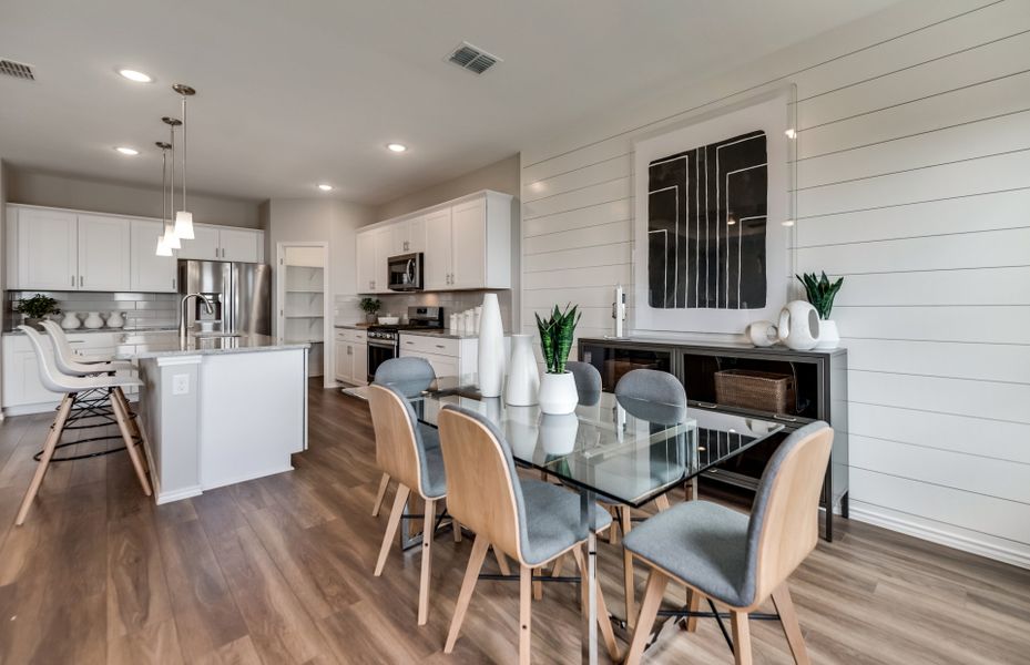 Dining area off kitchen