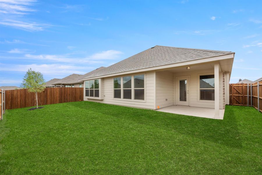 Back Yard | Concept 1991 at Summer Crest in Fort Worth, TX by Landsea Homes