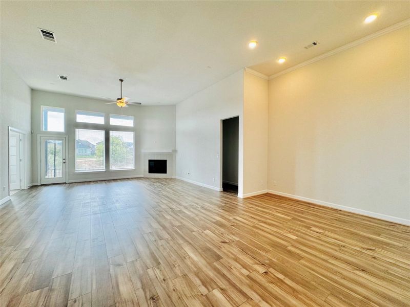 Living room and formal dinning room