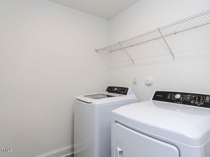 029-1280x960-laundry-room