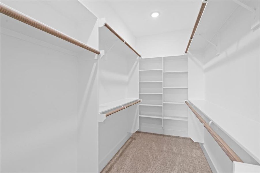 Walk-in Closet