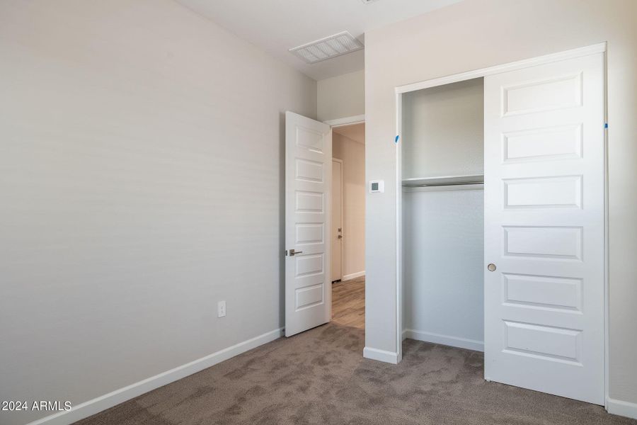 34-web-or-mls-21327-n-102nd-ave-4070-cam