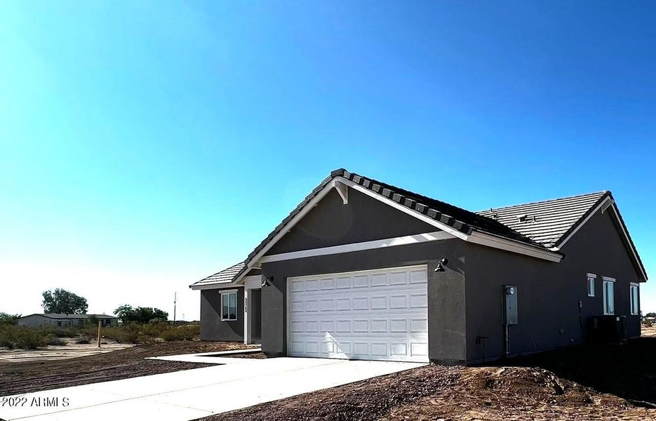 FRONT SIDE GARAGE