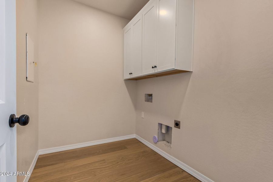 Laundry Room w/ Cabinetry