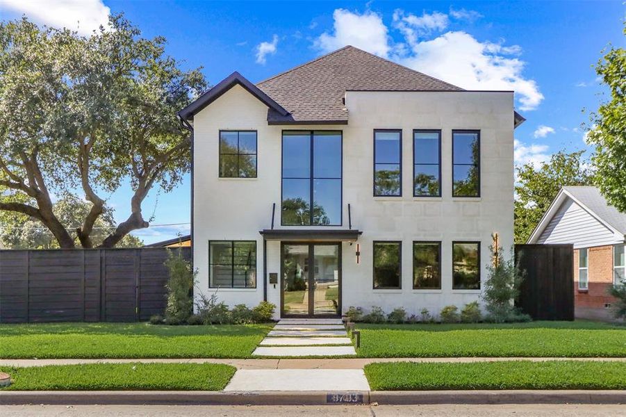 Contemporary house with a front yard