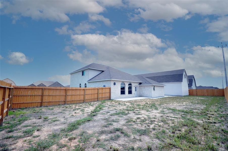 A pipeling easement to the rear means a green space between you and a future neighbor.