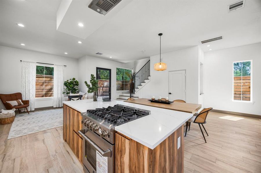 Kitchen Island w/ Slide-in Range