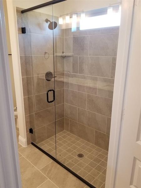 2nd master bath walk-in shower