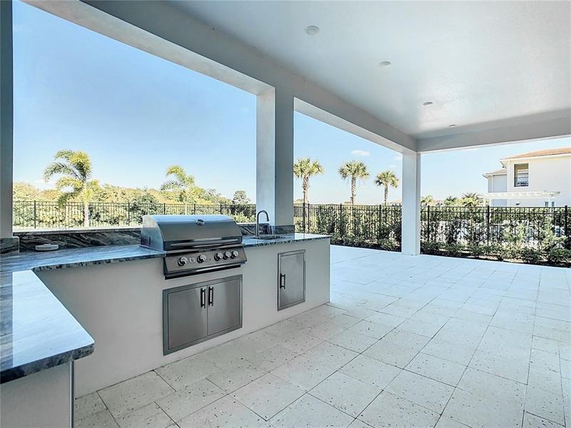 Outdoor Covered Patio with Kitchen & BBQ