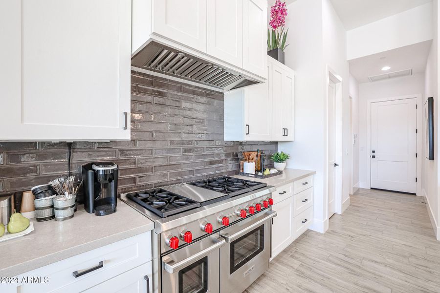 Model Home B8 Kitchen