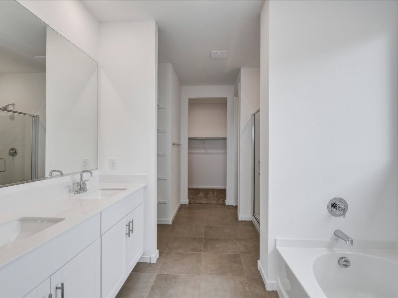 Primary bathroom in the Onyx floorplan
