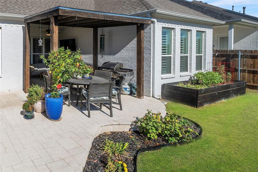 View of patio with area for grilling