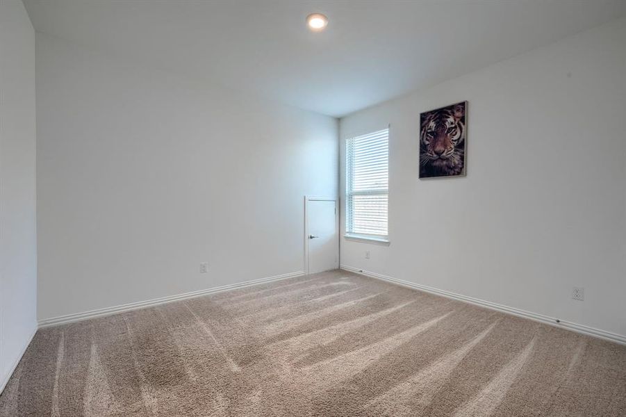 Guest bedroom 2 - upstairs