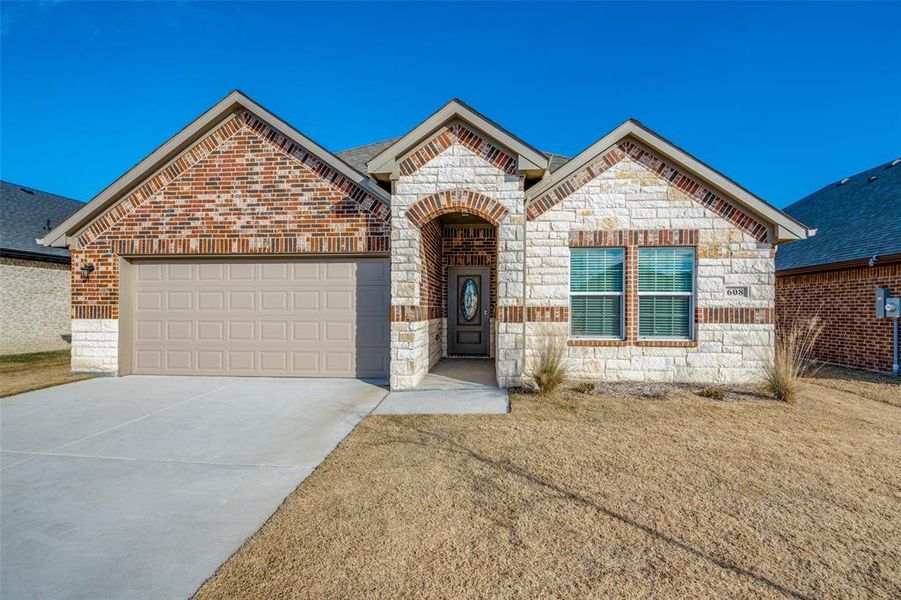 New construction Single-Family house 608 Ransom Way, Greenville, TX 75402 - photo