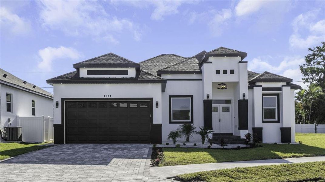 New construction Single-Family house 1711 E Lagoon Circle, Clearwater, FL 33765 - photo