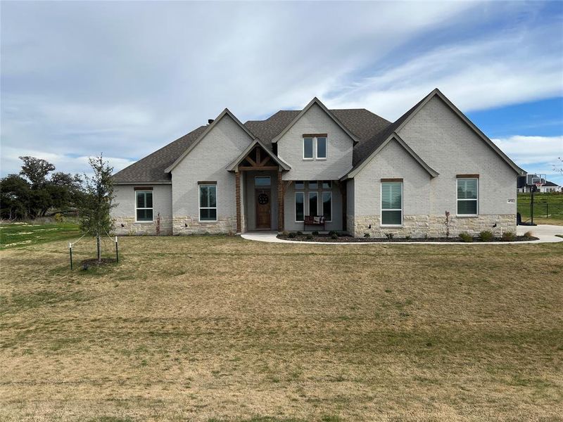 New construction Single-Family house 472 Red Bird Drive, Springtown, TX 76082 - photo