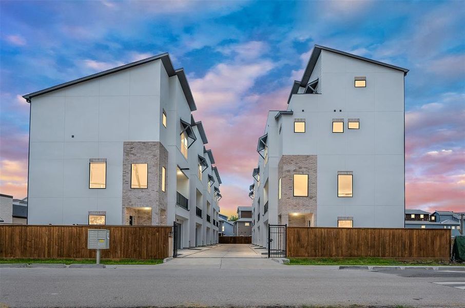 Gated community in the heart of Spring Branch.