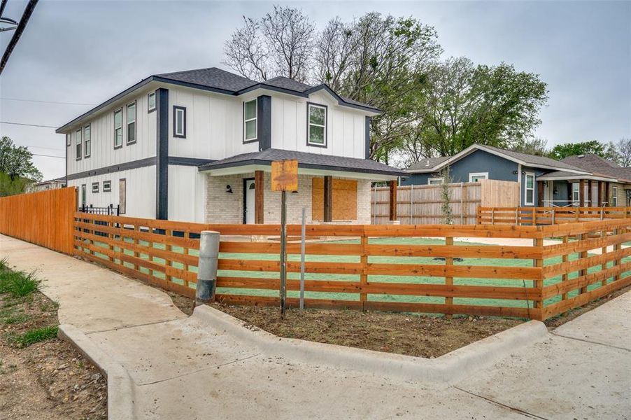 New construction Single-Family house 1632 E Arlington Avenue, Fort Worth, TX 76104 - photo